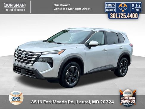 Used 2024 Nissan Rogue SV AWD/4WD image 2