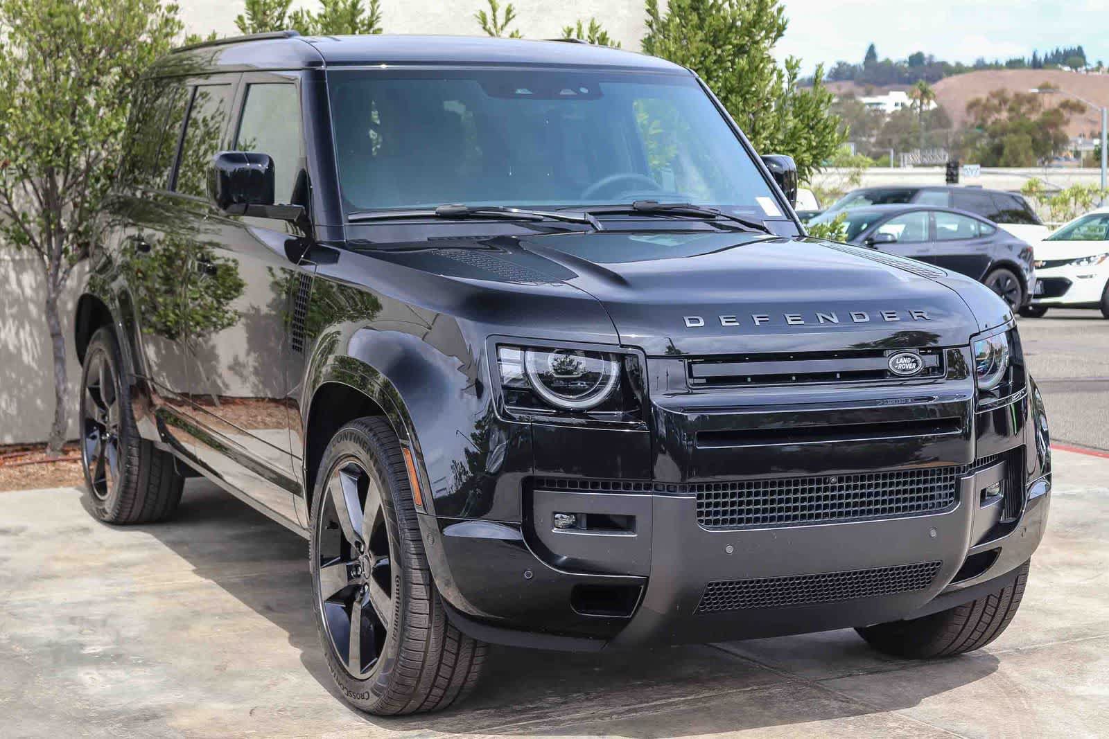 New 2026 Land Rover Defender 110 X-Dynamic SE AWD/4WD image 3