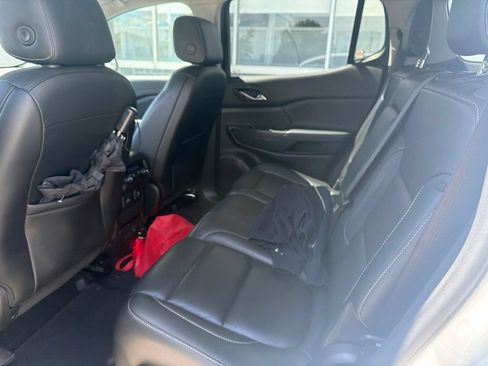 Used 2019 GMC Acadia SLT FWD image 10