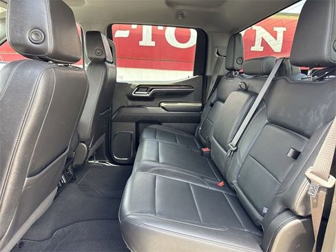 Used 2024 GMC Sierra 1500 SLT image 21