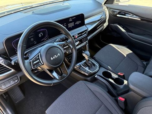 Used 2026 Kia Seltos S image 9