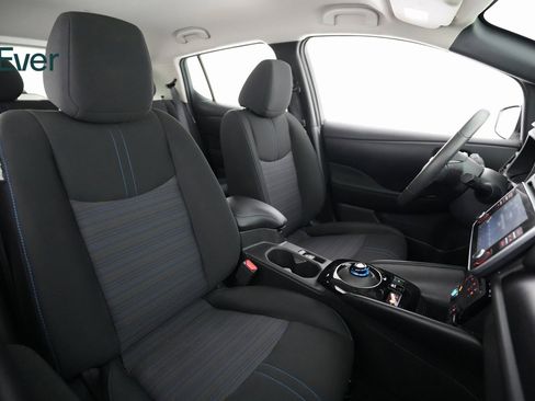 Used 2024 Nissan Leaf SV Plus image 10