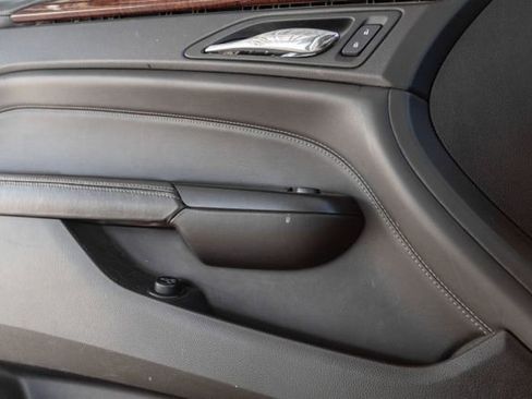 Used 2015 Cadillac SRX Luxury w/ Driver Awareness Package image 30