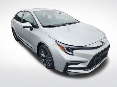 Used 2024 Toyota Corolla SE FWD image 7