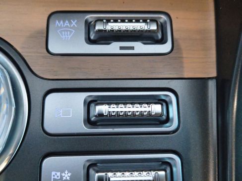 Used 2024 Lincoln Nautilus Reserve w/ Equipment Group 202A image 24