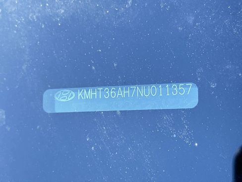 Used 2022 Hyundai Veloster N image 23