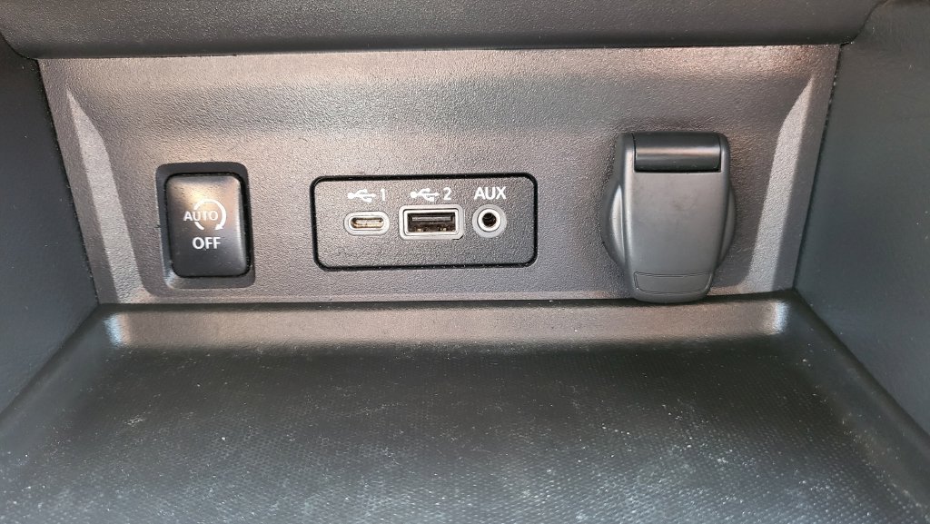 Used 2024 Nissan Sentra SR FWD image 35