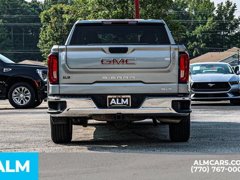 Used 2025 GMC Sierra 1500 SLT RWD image 12
