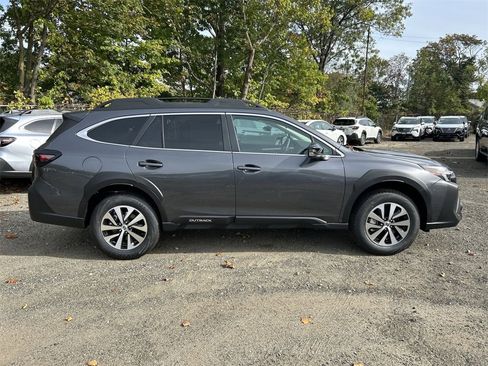 New 2025 Subaru Outback Premium image 9