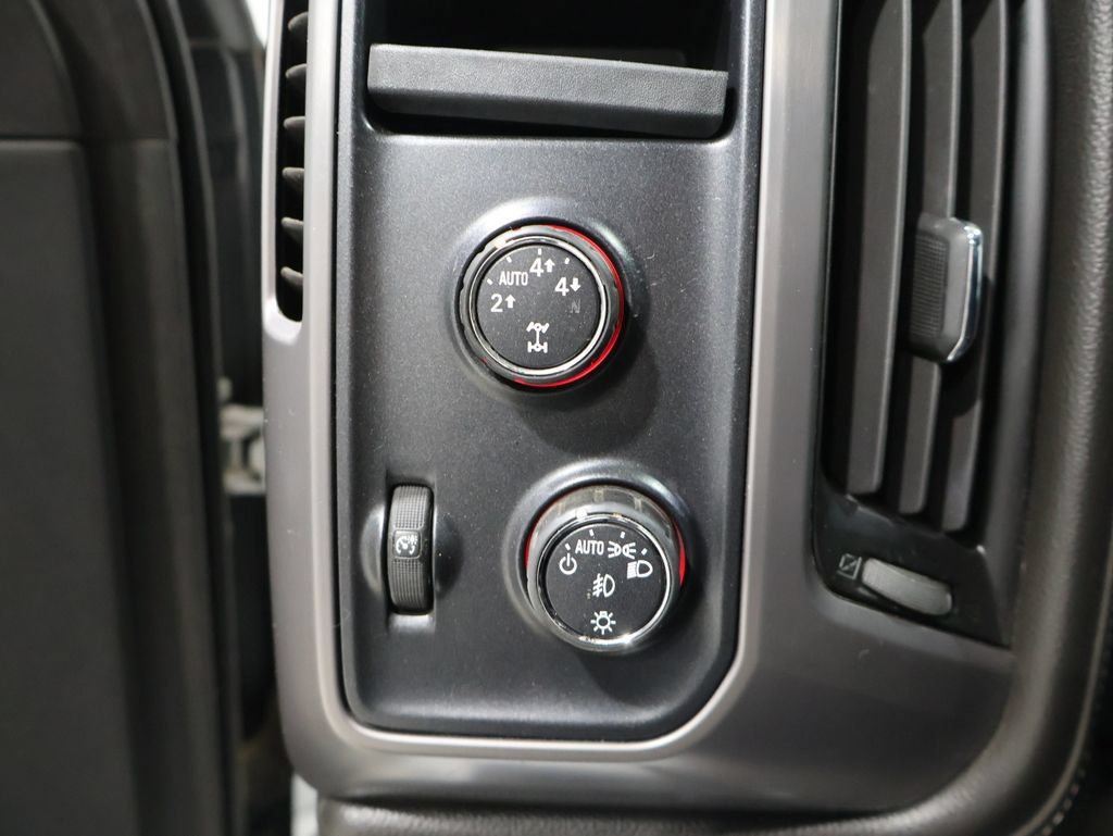 Used 2014 GMC Sierra 1500 SLE w/ All-Terrain Package AWD/4WD image 32