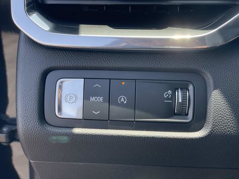 New 2026 GMC Acadia Elevation w/ Black Edition FWD image 18