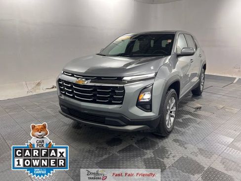 Used 2025 Chevrolet Equinox LT image 1