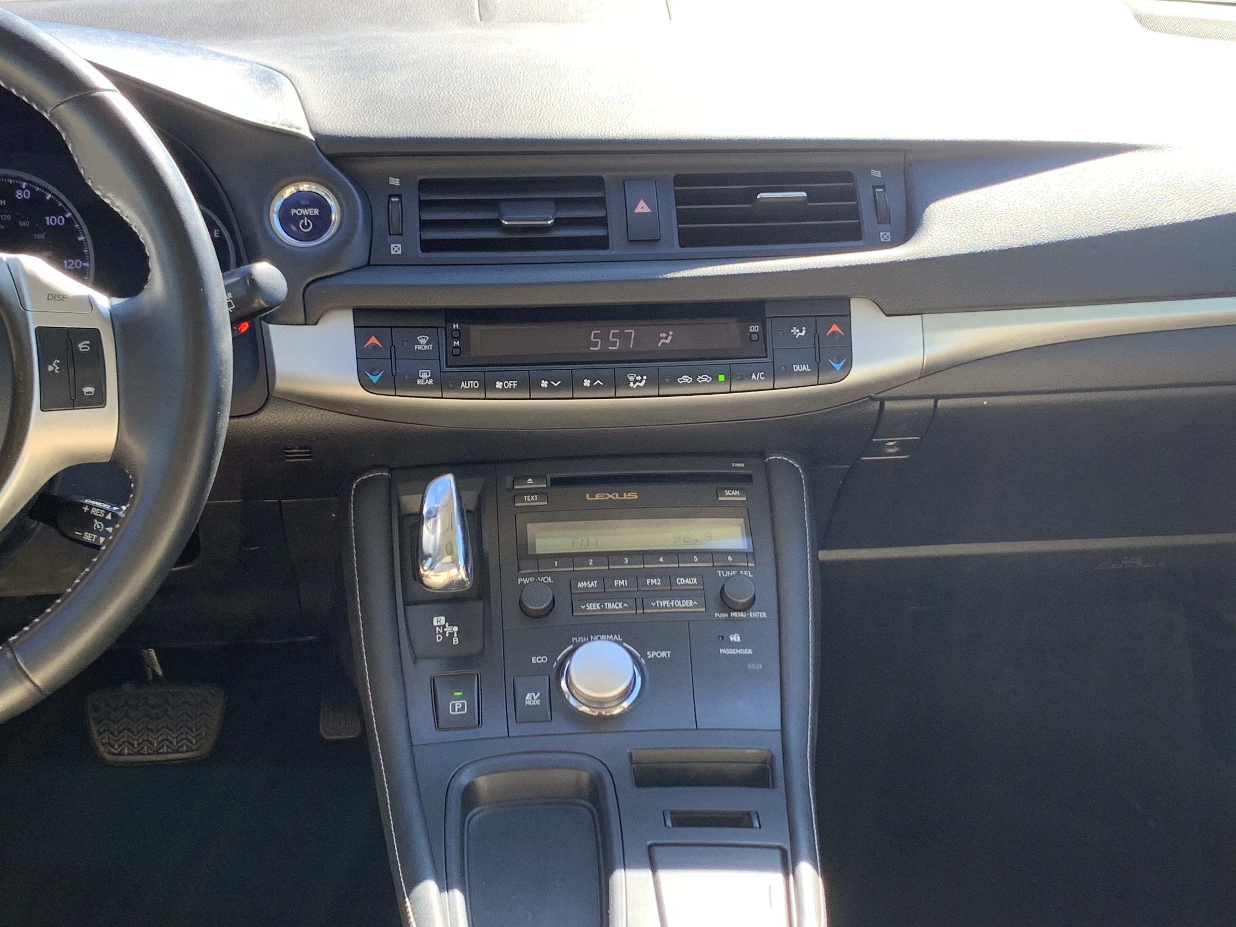 Used 2013 Lexus CT 200h FWD image 31