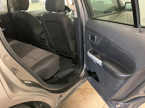 Used 2013 Ford Edge SEL AWD/4WD image 22