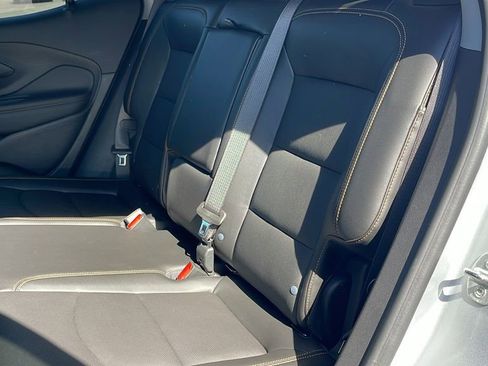 Used 2021 GMC Terrain SLT w/ Elevation Edition image 13