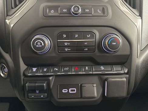 Used 2025 Chevrolet Silverado 2500 Custom w/ Custom Value Package image 17