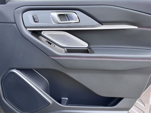 New 2026 Ford Explorer ST w/ Sun And Sound Package image 31