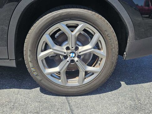 Used 2022 BMW X3 xDrive30i w/ Convenience Package AWD/4WD image 4