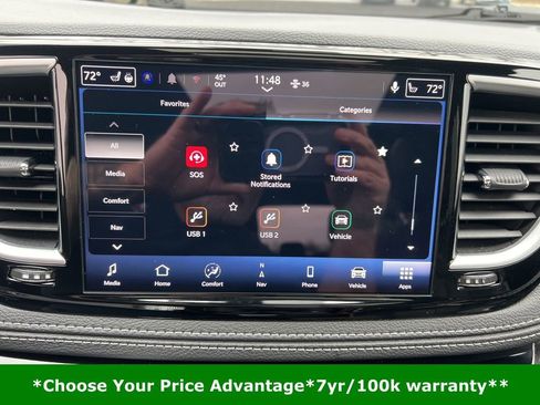 Certified 2025 Chrysler Pacifica Limited image 81