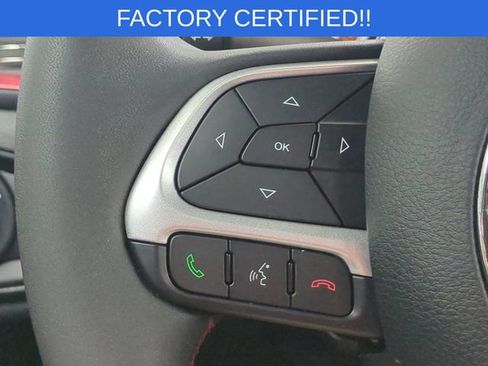 Certified 2023 Jeep Renegade Trailhawk AWD/4WD image 19