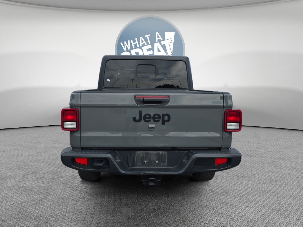 Used 2022 Jeep Gladiator Sport AWD/4WD image 5
