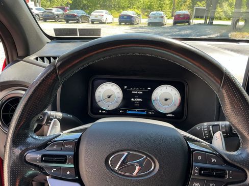 Used 2022 Hyundai Kona N FWD image 15