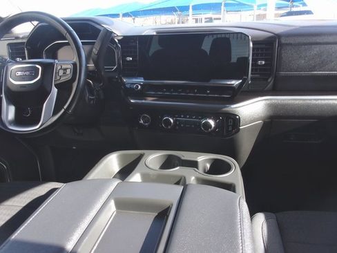 Used 2024 GMC Sierra 1500 Elevation image 22