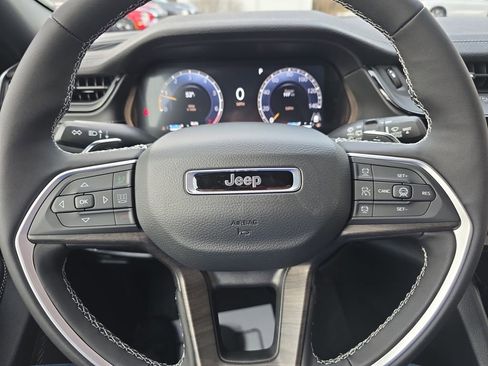 New 2026 Jeep Grand Cherokee Altitude AWD/4WD image 15