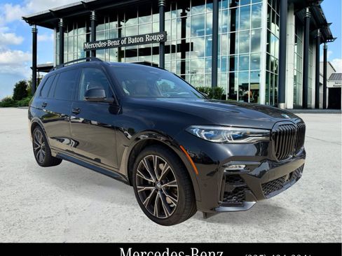 Used 2021 BMW X7 M50i AWD/4WD image 1