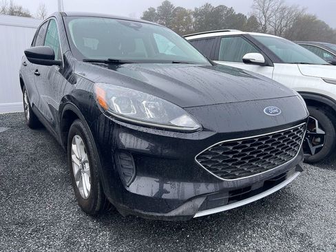 Used 2020 Ford Escape SE image 7