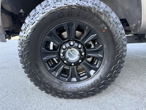 Used 2022 Ford F350 King Ranch w/ Tremor Off-Road Package AWD/4WD image 9