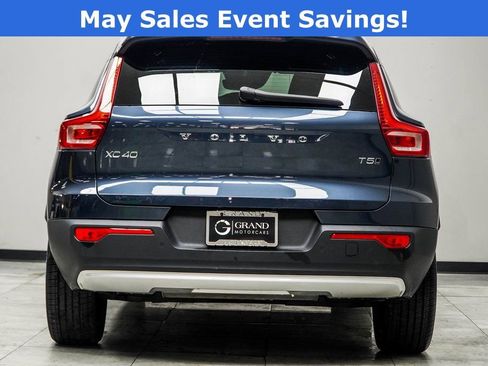 Used 2021 Volvo XC40 T5 Inscription w/ Climate Package AWD/4WD image 11