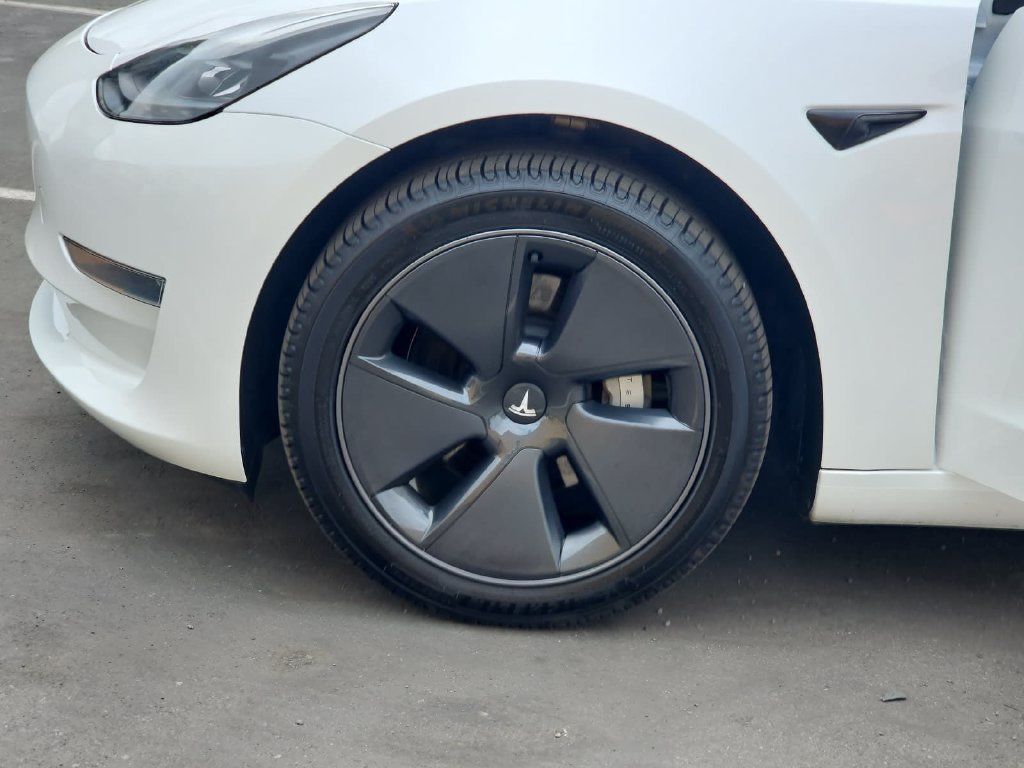 Used 2023 Tesla Model 3 Standard Range RWD image 38