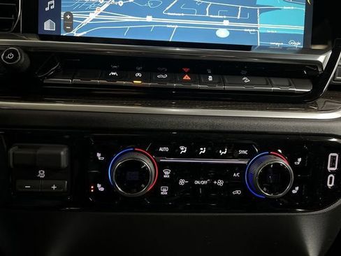 New 2026 Chevrolet Silverado 1500 RST AWD/4WD image 18