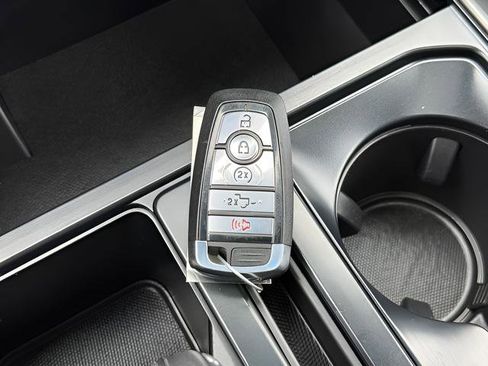 Used 2024 Ford F150 Lariat AWD/4WD image 14