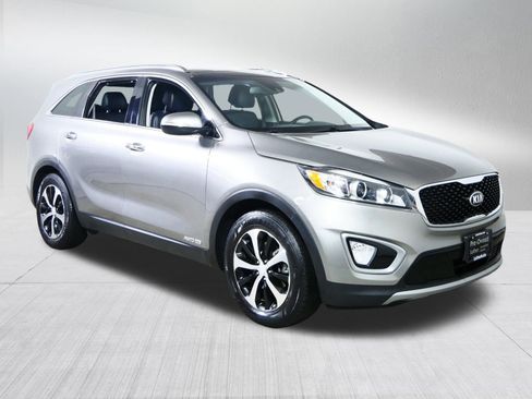 Used 2017 Kia Sorento EX w/ EX Advanced Touring Package image 1