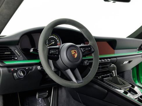 Used 2022 Porsche 911 GT3 RWD image 18