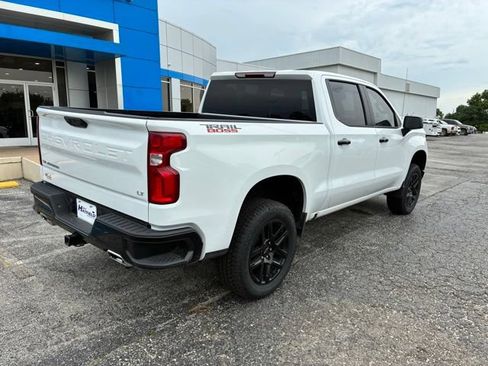 Used 2024 Chevrolet Silverado 1500 LT Trail Boss w/ Protection Package AWD/4WD image 11