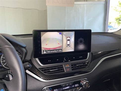 Certified 2024 Nissan Altima 2.0 SR image 27