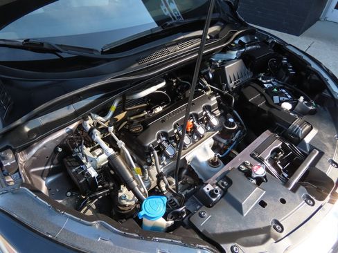 Used 2019 Honda HR-V EX-L image 43
