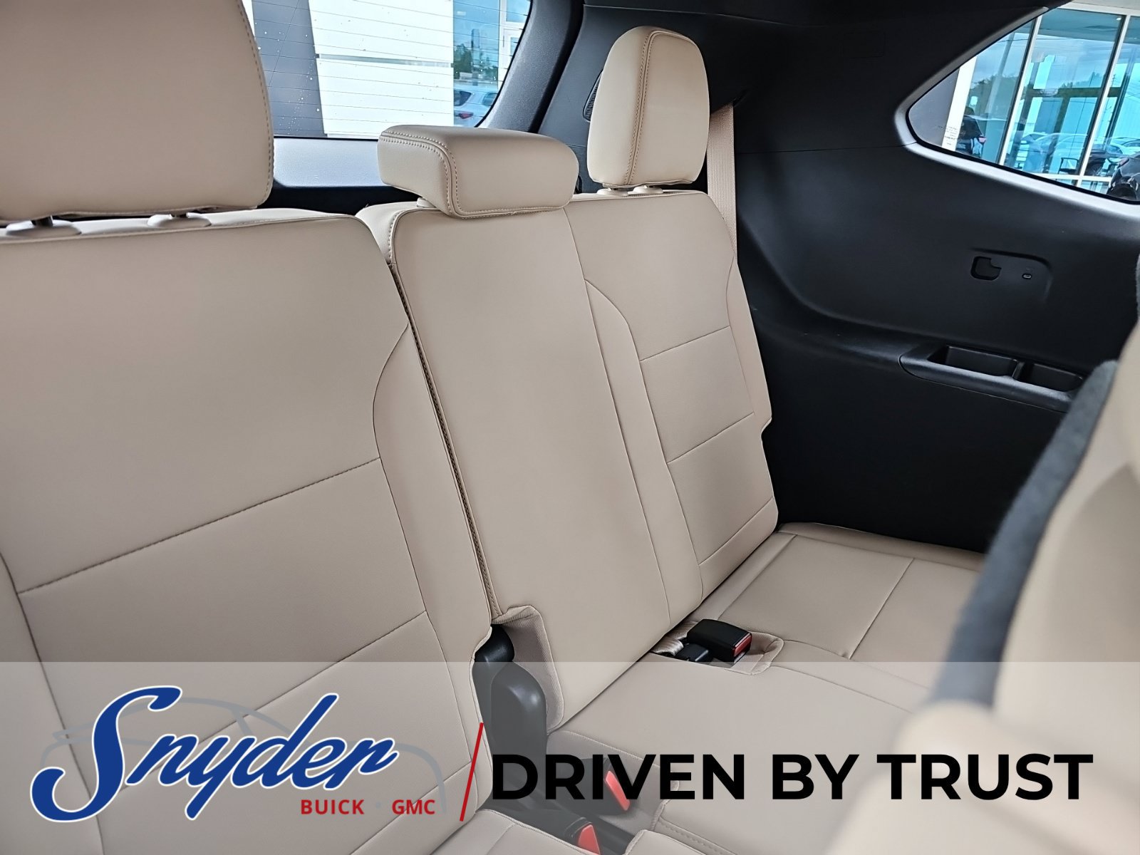 Used 2025 Buick Enclave Preferred w/ Super Cruise Package FWD image 27