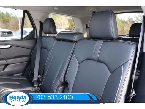New 2025 Honda Pilot Touring image 30
