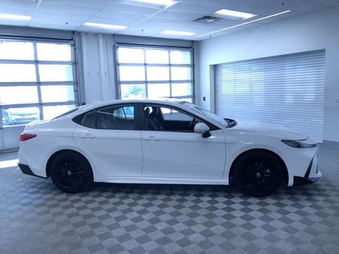 Certified 2025 Toyota Camry SE image 34