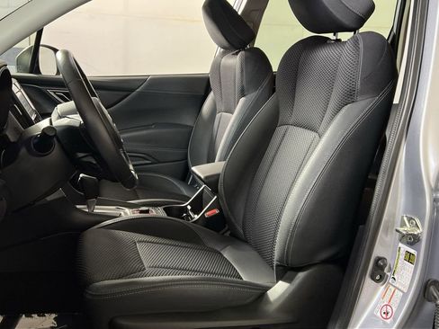 Used 2019 Subaru Forester Premium image 11
