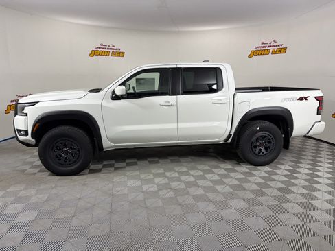 New 2026 Nissan Frontier PRO-4X w/ Pro-4x Convenience Package AWD/4WD image 2