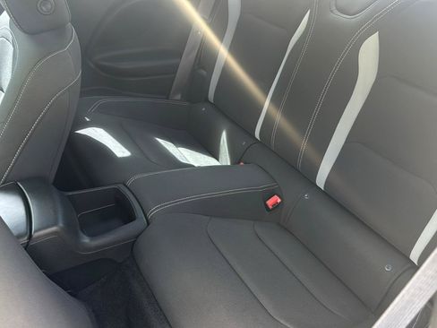Used 2017 Chevrolet Camaro LT RWD image 17