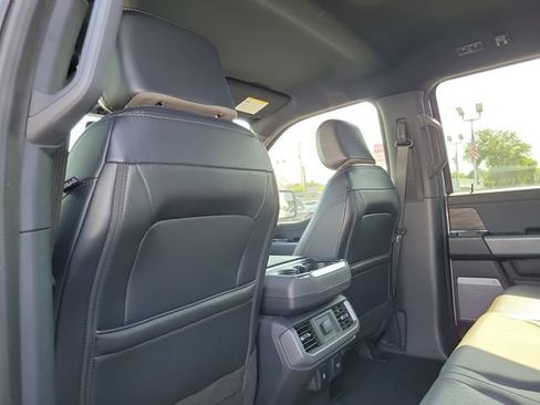 Used 2025 Ford F150 Lariat w/ Equipment Group 501A Mid AWD/4WD image 10