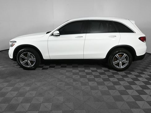 Certified 2022 Mercedes-Benz GLC 300 image 3