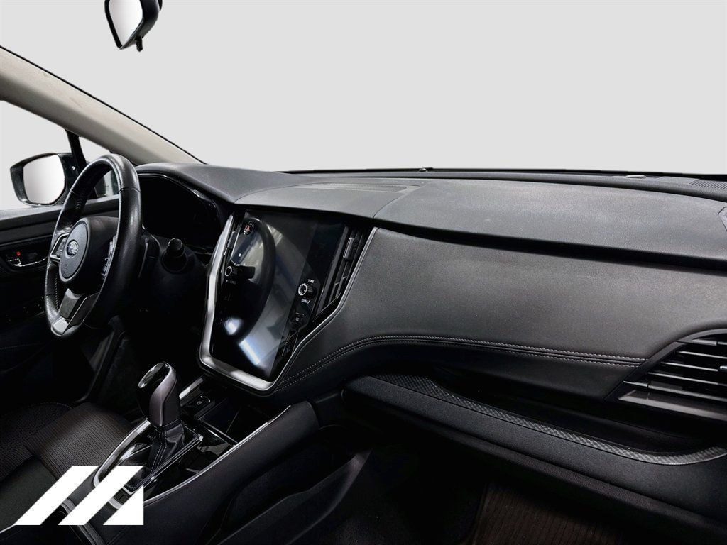 Used 2025 Subaru Outback Premium AWD/4WD image 30