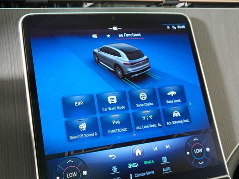 Certified 2023 Mercedes-Benz EQS 450+ 4MATIC SUV w/ Acoustic Comfort Package image 28